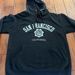 SAN FRANCISCO BLACK HOODIE